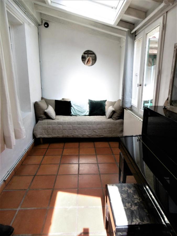 Le Chai Maison De Charme Pour Tribu Joyeuse Le Chateau-d'Oleron Exterior foto