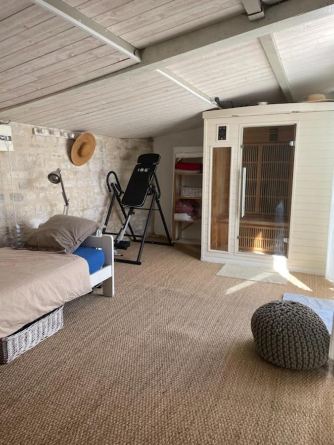 Le Chai Maison De Charme Pour Tribu Joyeuse Le Chateau-d'Oleron Exterior foto